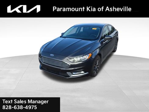 Used 2018 Ford Fusion SE w/ Equipment Group 201A image 1