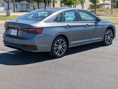 New 2026 Volkswagen Jetta Sport FWD image 4
