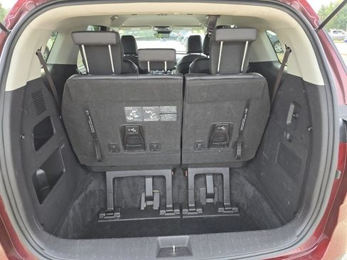 Used 2022 Kia Carnival LX FWD image 21