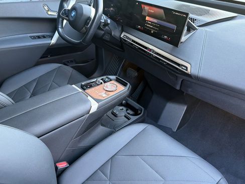 Certified 2023 BMW iX xDrive50 w/ Ultimate Package 2 image 19