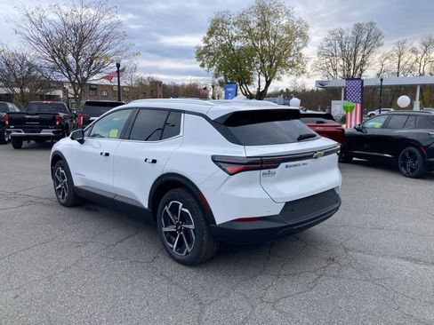 New 2026 Chevrolet Equinox EV LT AWD/4WD image 22