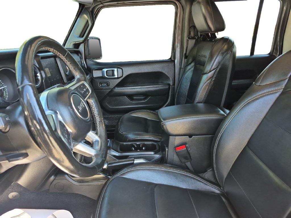 Used 2021 Jeep Wrangler Unlimited Sahara w/ Cold Weather Group AWD/4WD image 9