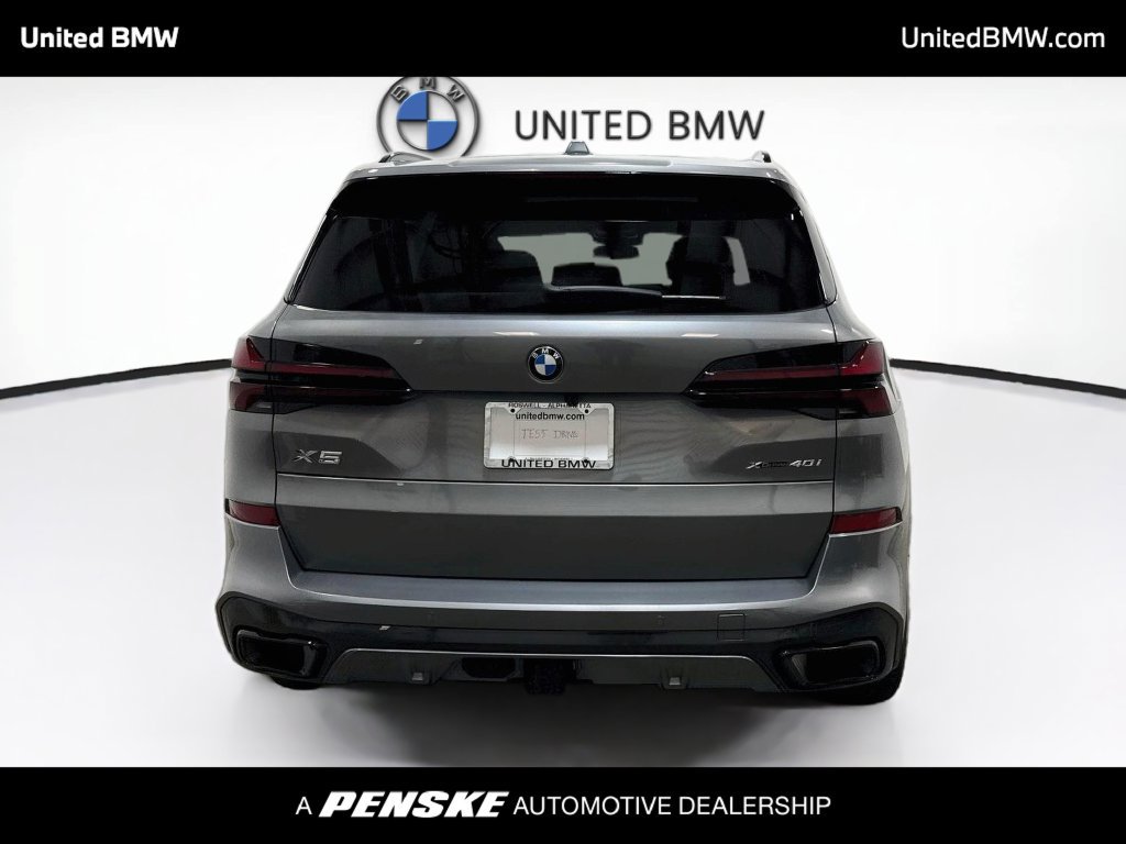 Used 2024 BMW X5 xDrive40i w/ M Sport Package AWD/4WD image 6