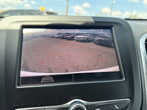 Used 2024 Chevrolet Equinox LT w/ LPO, Floor Liner Package AWD/4WD image 22