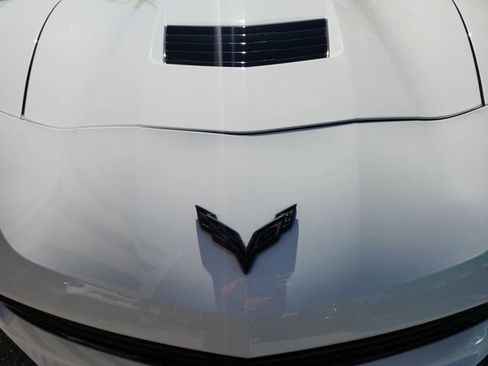 Used 2019 Chevrolet Corvette Stingray Coupe w/ 1LT image 26