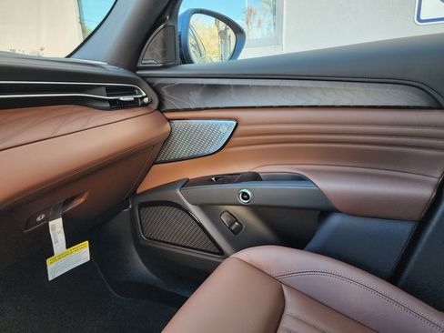 New 2026 Maserati Grecale Modena image 18