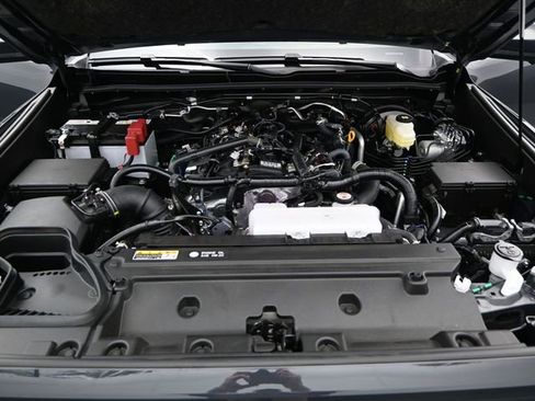 New 2025 Toyota 4Runner Limited image 18