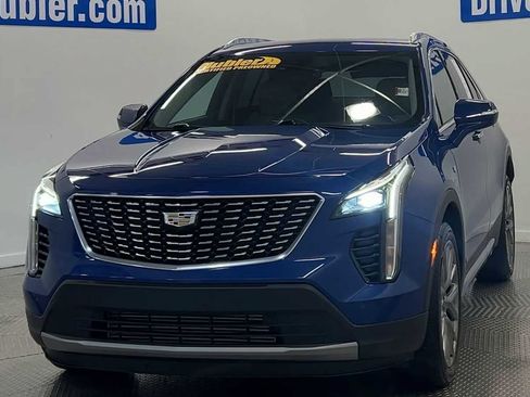 Used 2021 Cadillac XT4 Premium Luxury w/ Cold Weather Package AWD/4WD image 3