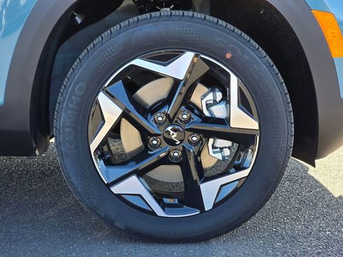 New 2026 Kia Seltos S AWD/4WD image 9