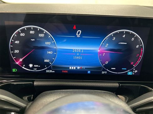 Used 2025 Mercedes-Benz GLA 250 4MATIC image 13