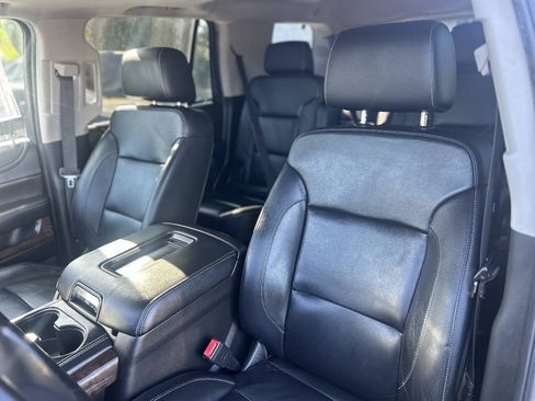 Used 2018 Chevrolet Tahoe LT AWD/4WD image 19