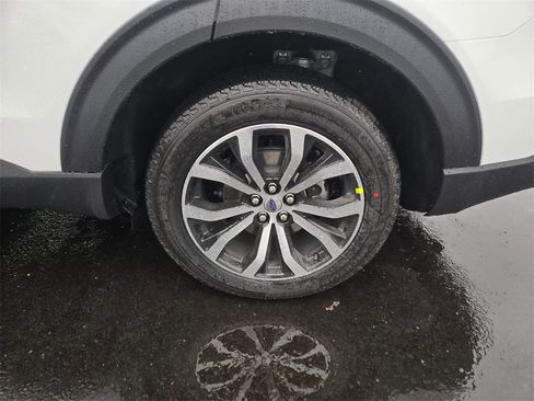 New 2026 Ford Explorer ST-Line image 9