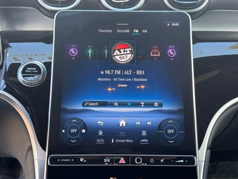 Used 2024 Mercedes-Benz GLC 300 image 26