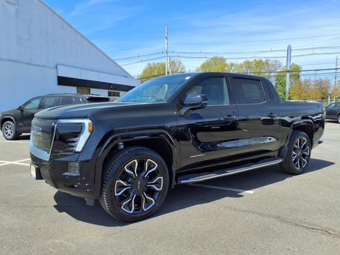 New 2025 GMC Sierra EV Denali image 3