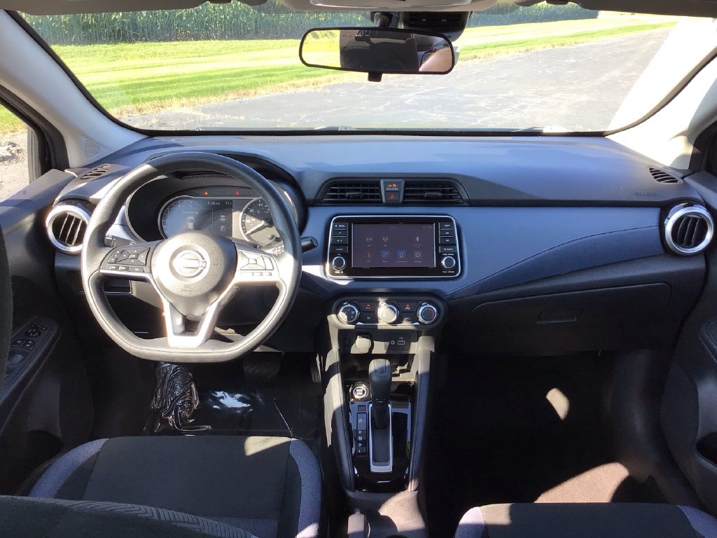 Used 2024 Nissan Versa SV FWD image 21