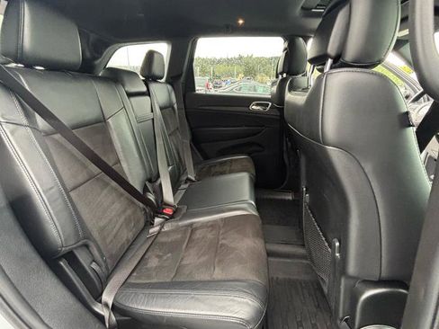 Used 2019 Jeep Grand Cherokee Altitude AWD/4WD image 29