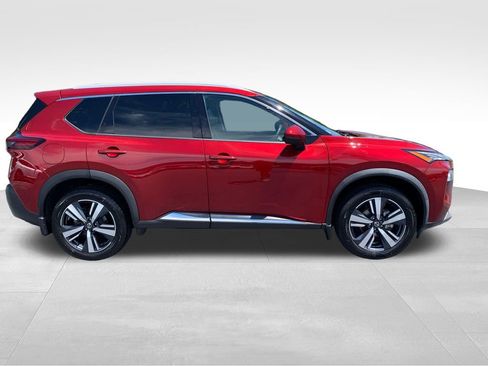 Used 2021 Nissan Rogue SL w/ Premium Package FWD image 6