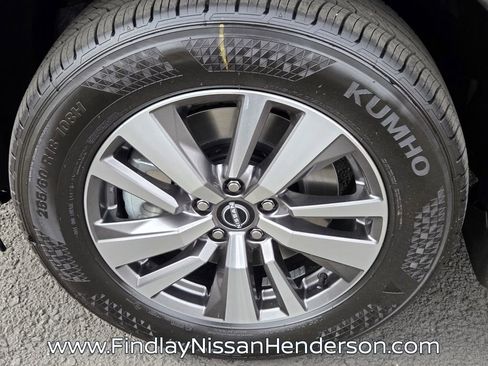 New 2026 Nissan Pathfinder SL FWD image 6