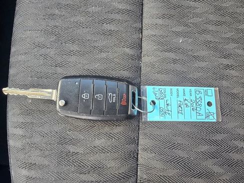 Used 2016 Kia Forte LX FWD image 22