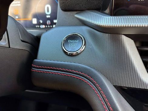 Used 2025 Ford Explorer ST-Line image 30