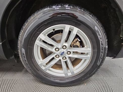 Used 2021 Ford Explorer XLT RWD image 44