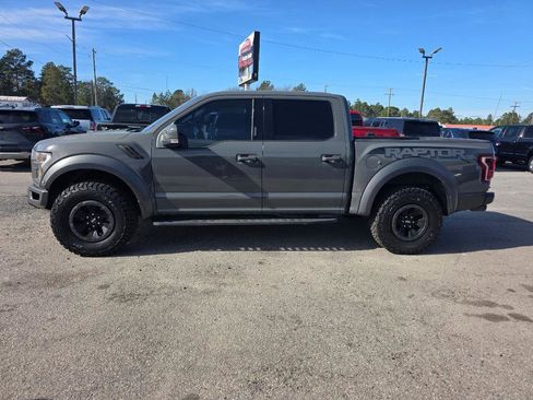 Used 2018 Ford F150 Raptor w/ Equipment Group 802A Luxury image 2