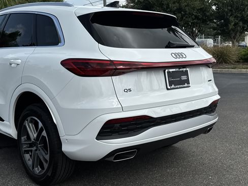 Used 2025 Audi Q5 Premium w/ Convenience Package AWD/4WD image 12