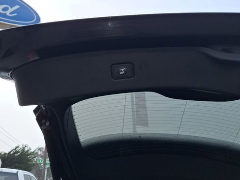 Certified 2024 Ford Edge SEL w/ Convenience Package image 7