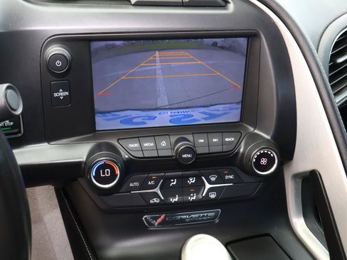 Used 2014 Chevrolet Corvette Stingray Coupe RWD image 21