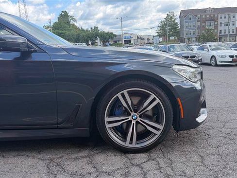 Used 2018 BMW 750i RWD image 4