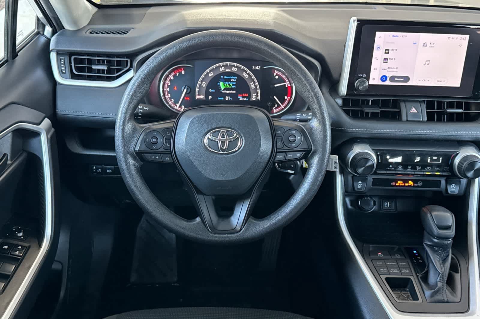 Certified 2024 Toyota RAV4 LE AWD/4WD image 14