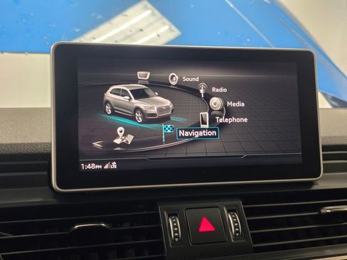 Used 2020 Audi Q5 e Prestige w/ Prestige Package image 15