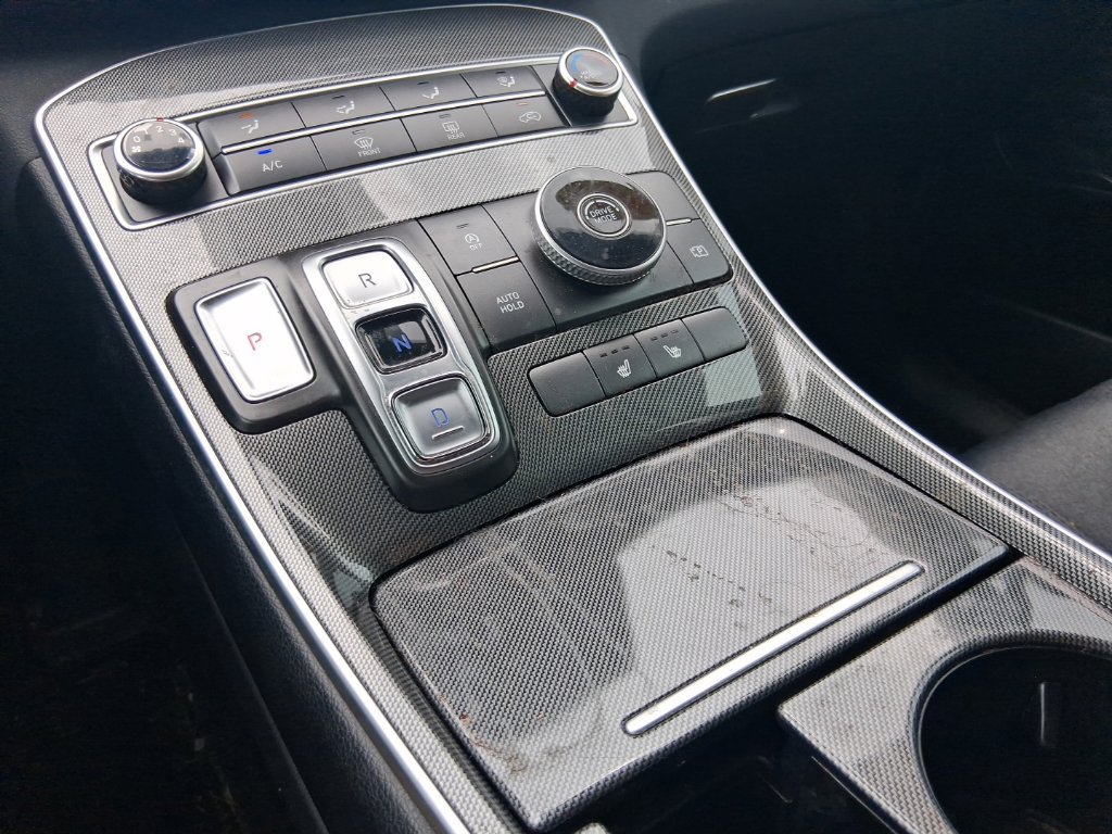 Used 2021 Hyundai Santa Fe SEL FWD image 25