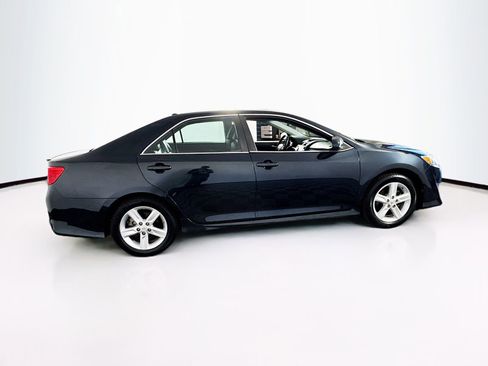 Used 2012 Toyota Camry SE w/ Convenience Pkg FWD image 8