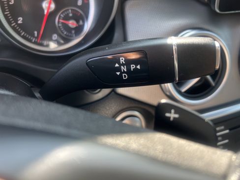 Used 2020 Mercedes-Benz GLA 250 4MATIC image 24