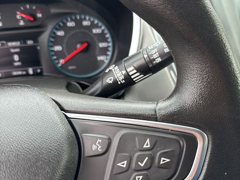 Used 2018 Chevrolet Equinox LS image 15