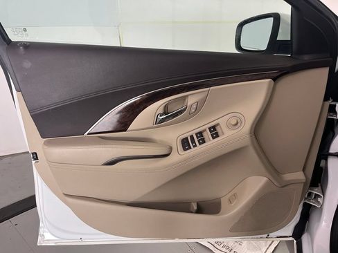 Used 2016 Buick LaCrosse Leather FWD image 26