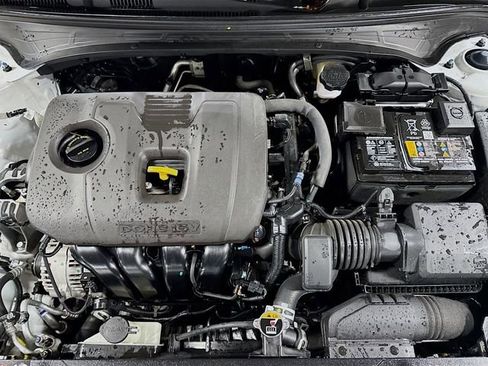 Used 2024 Kia Forte GT-Line w/ GT-Line Premium Package image 9