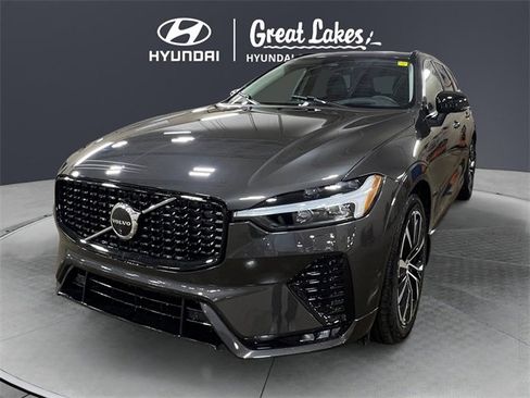 Used 2025 Volvo XC60 B5 Ultra image 1