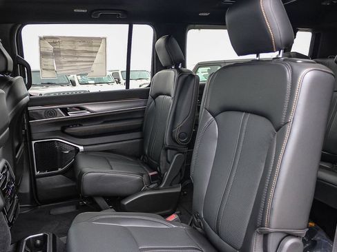 New 2026 Jeep Grand Wagoneer L 4WD image 19