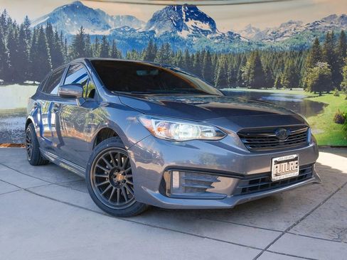Used 2021 Subaru Impreza 2.0i Sport w/ Popular Package #2 AWD/4WD image 3