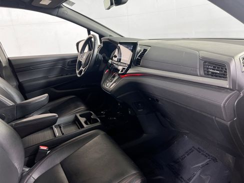Used 2023 Honda Odyssey Sport image 30