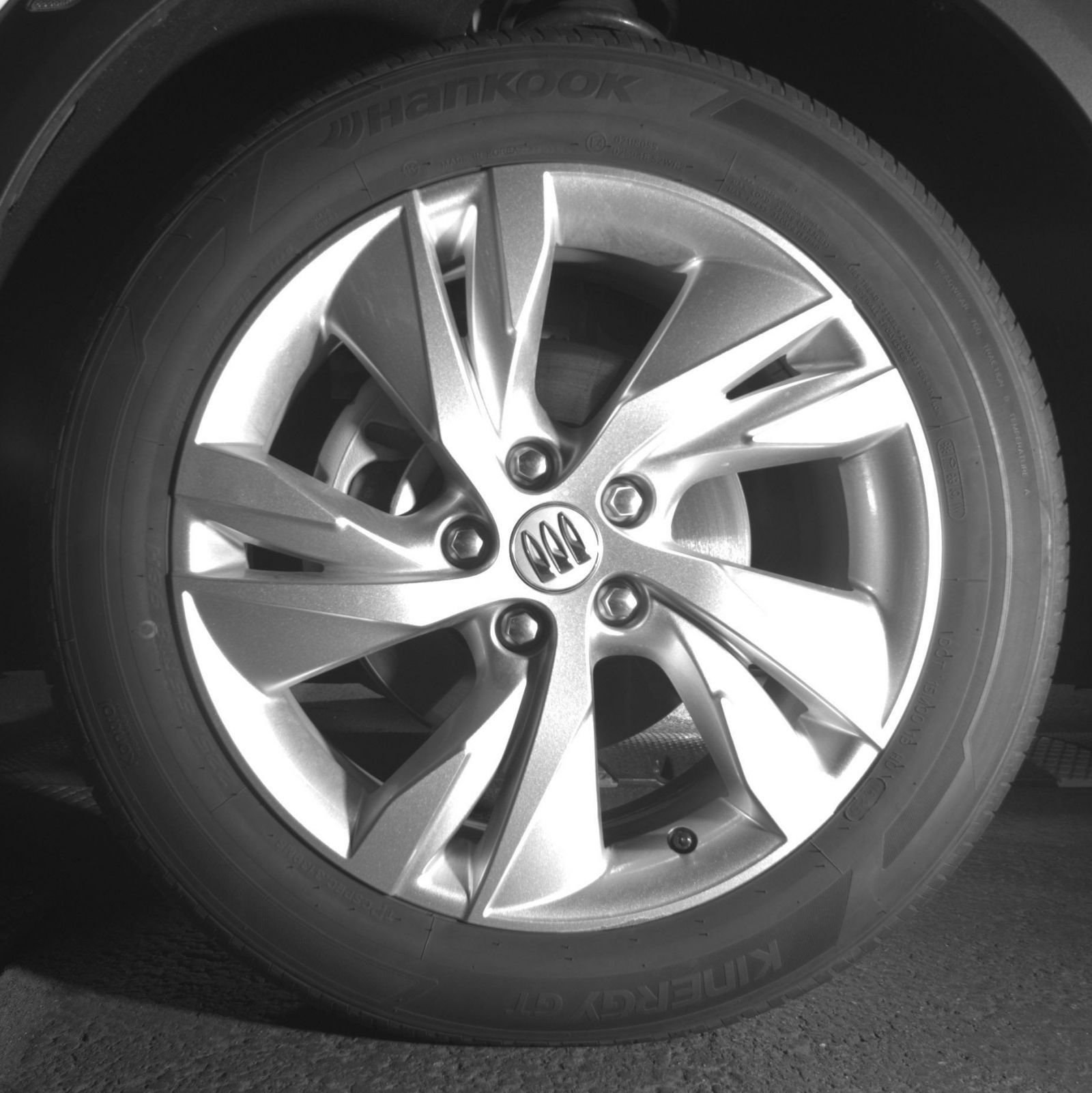 Used 2025 Buick Encore GX Preferred AWD/4WD image 14
