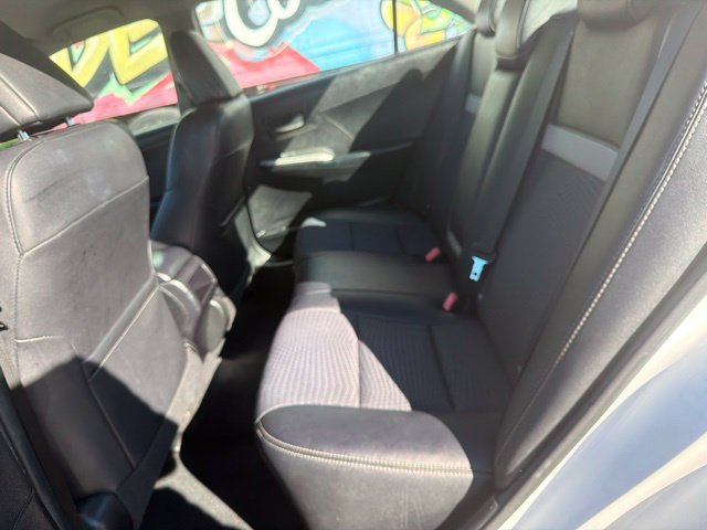Used 2013 Toyota Camry SE FWD image 18