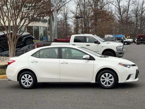 Used 2015 Toyota Corolla LE image 5