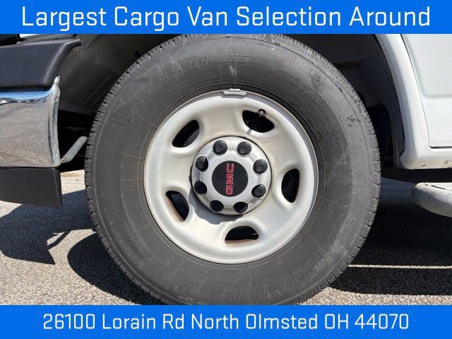 Used 2025 GMC Savana 2500 w/ Driver Convenience Package RWD image 16