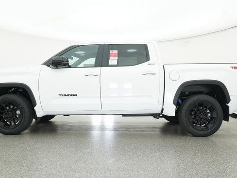 New 2026 Toyota Tundra Limited AWD/4WD image 19
