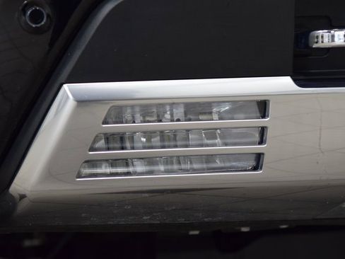 Used 2024 Chevrolet Silverado 1500 High Country w/ High Country Premium Package image 12