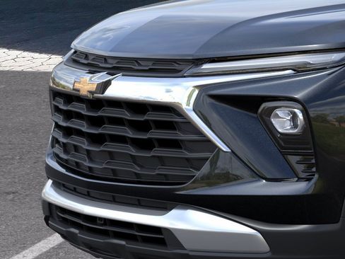 New 2026 Chevrolet TrailBlazer LT w/ Midnight Edition AWD/4WD image 37