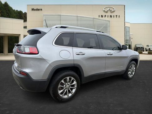 Used 2020 Jeep Cherokee Latitude Plus w/ Cold Weather Group image 5